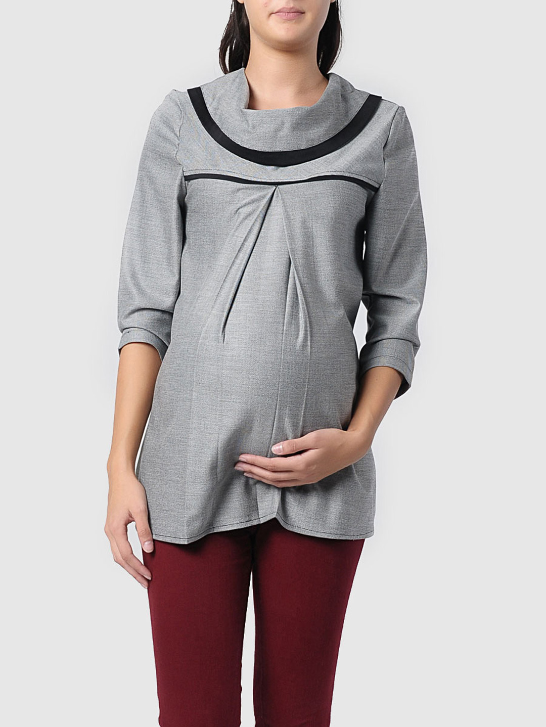 Maternity Clothing The challenge: Most maternity clothes have too much fabric for your barely there bump, but you've grown enough in other places that your pre-pregnancy clothes just don't fit. Pregnancy Calendar Get a daily dose of helpful information about your pregnancy.